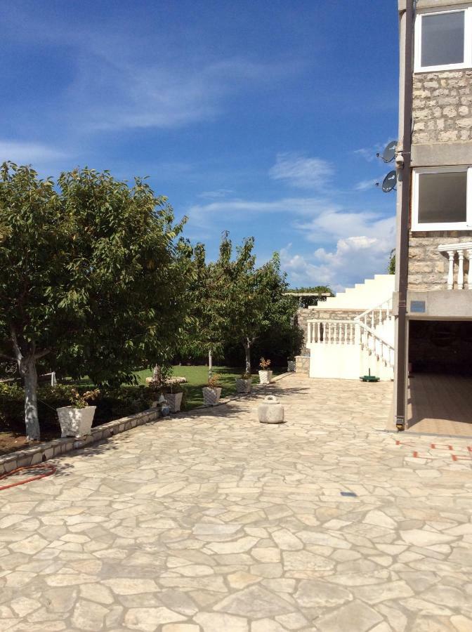 Vila Djordje Lägenhet Sveti Stefan Exteriör bild
